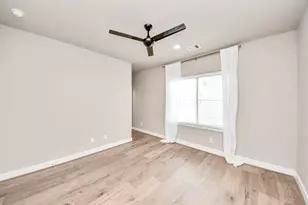 2114 Stuart St, Houston, TX 77004 - Photo 25