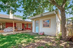 8918 Rustling Leaves Rd, Houston, TX 77083 - Photo 45