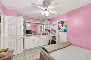 8918 Rustling Leaves Rd, Houston, TX 77083 - Photo 35