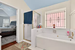 8918 Rustling Leaves Rd, Houston, TX 77083 - Photo 27
