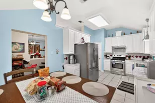 8918 Rustling Leaves Rd, Houston, TX 77083 - Photo 19