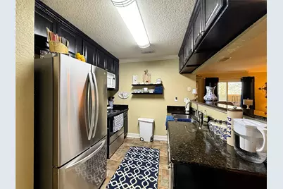 418 Garland Drive #120, Lake Jackson, TX 77566 - Photo 9