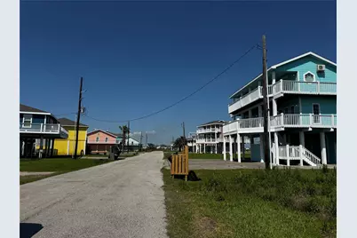 3113 Diane, Crystal Beach, TX 77650 - Photo 7