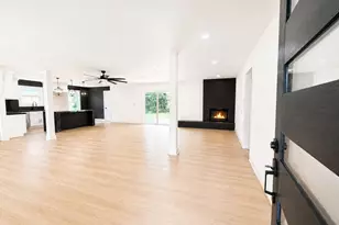 5642 Warm Springs Rd, Houston, TX 77035 - Photo 5