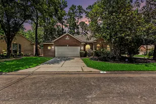 2 Troll Woods Ct, The Woodlands, TX 77384 - Photo 1