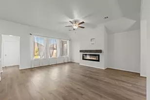 4901 Finns Lndg St, League City, TX 77573 - Photo 7