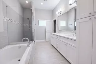 10806 Warwana Rd, Houston, TX 77043 - Photo 19