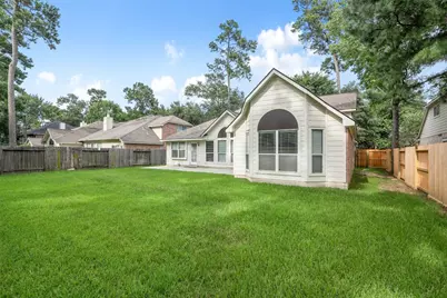 95 E Whistlers Bend Circle, The Woodlands, TX 77384 - Photo 37