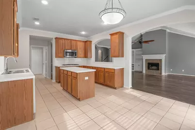 95 E Whistlers Bend Circle, The Woodlands, TX 77384 - Photo 13