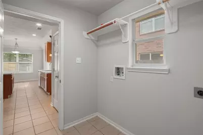 95 E Whistlers Bend Circle, The Woodlands, TX 77384 - Photo 9