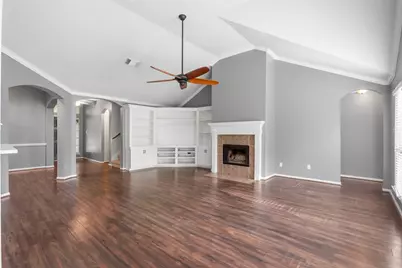 95 E Whistlers Bend Circle, The Woodlands, TX 77384 - Photo 15