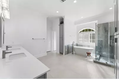 10401 Treeridge Place, The Woodlands, TX 77380 - Photo 23