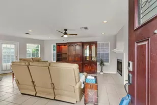 906 Juniper Ct Ct, Tomball, TX 77375 - Photo 3