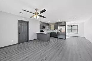 4406 Edison St, Houston, TX 77009 - Photo 5