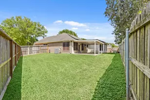 3519 Stratford Plaza Ln, Sugar Land, TX 77498 - Photo 23