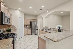 3519 Stratford Plaza Ln, Sugar Land, TX 77498 - Photo 5