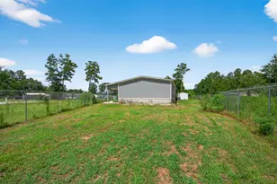 12227 County Rd 37497, Cleveland, TX 77327 - Photo 35
