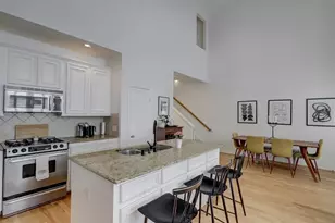 1237 W 17th St, Houston, TX 77008 - Photo 11