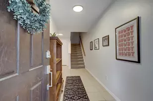 1237 W 17th St, Houston, TX 77008 - Photo 3