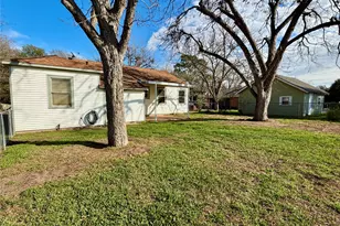 1104 Marie St, Brenham, TX 77833 - Photo 25