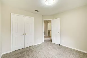 107 Mango St, Lake Jackson, TX 77566 - Photo 13