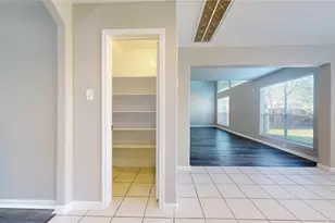 3310 Pecan Mill Dr, Sugar Land, TX 77498 - Photo 11