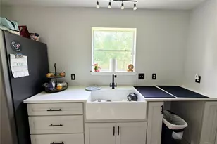 3922 Vauxhall Dr S, Houston, TX 77047 - Photo 7