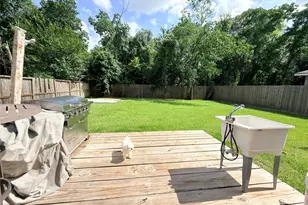 3922 Vauxhall Dr S, Houston, TX 77047 - Photo 19