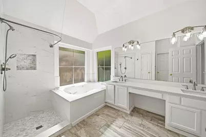 3402 Plymouth Pointe Lane, Missouri City, TX 77459 - Photo 13