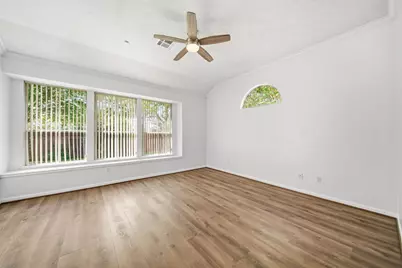 3402 Plymouth Pointe Lane, Missouri City, TX 77459 - Photo 11