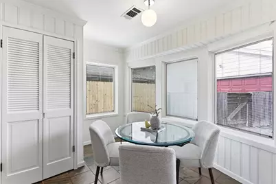 531 Azaleadell Drive, Houston, TX 77018 - Photo 7