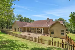 401 Hill Creek Dr, Coldspring, TX 77331 - Photo 35