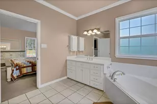 401 Hill Creek Dr, Coldspring, TX 77331 - Photo 27