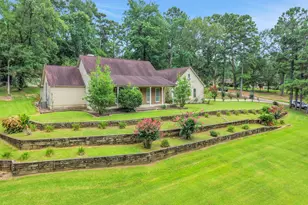 401 Hill Creek Dr, Coldspring, TX 77331 - Photo 3