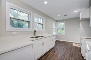 417 Sue St, Houston, TX 77009 - Photo 5