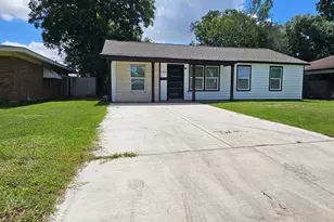 2129 Raspberry Ln, Pasadena, TX 77502 - Photo 3