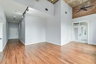 2700 Albany Street #3B, Houston, TX 77006 - Photo 9