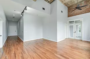 2700 Albany St, Houston, TX 77006 - Photo 9
