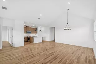 203 S Rose Marie Ln, Montgomery, TX 77356 - Photo 13