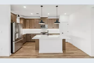 203 South Rose Marie Lane, Montgomery, TX 77356 - Photo 5