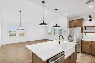 203 S Rose Marie Ln, Montgomery, TX 77356 - Photo 7