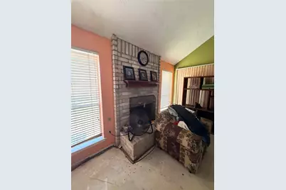 8518 Scenic Green Drive, Houston, TX 77088 - Photo 9