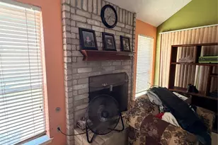 8518 Scenic Green Dr, Houston, TX 77088 - Photo 9