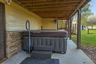 603 Shady Glen Dr, Anahuac, TX 77514 - Photo 31