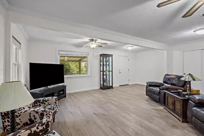 603 Shady Glen Drive, Anahuac, TX 77514 - Photo 15