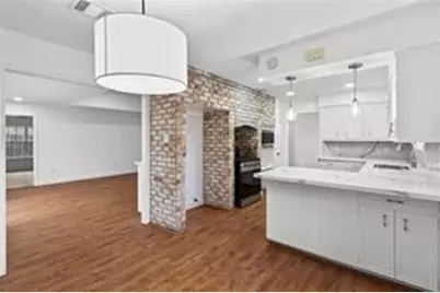 10930 Bob White Drive, Houston, TX 77096 - Photo 9