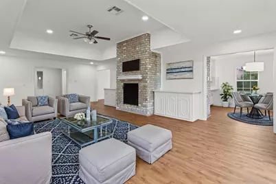 10930 Bob White Drive, Houston, TX 77096 - Photo 5