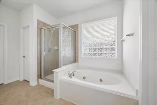 2181 Brittany Colony Dr, League City, TX 77573 - Photo 17