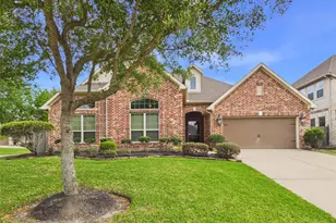 2323 Darden Springs Ln, Friendswood, TX 77546 - Photo 1