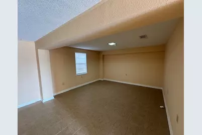 300 Ling, Bayou Vista, TX 77563 - Photo 3